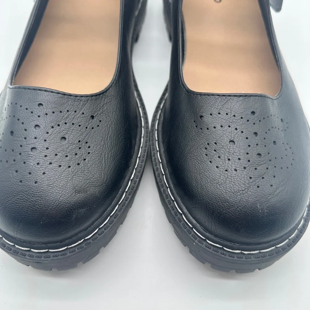 Torrid Black Faux Leather Perforated Mary Jane Flats Lug Sole 11WW - Picture 3 of 13
